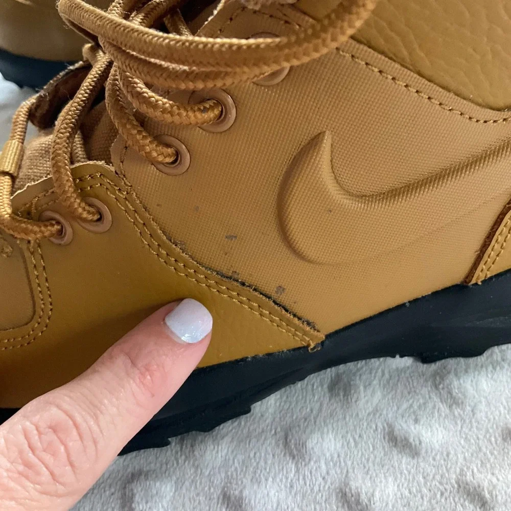 Nike‎ Manoa LTR GS Kids 6Y Wheat Boots BQ5372-700 Brown High Top Sneakers